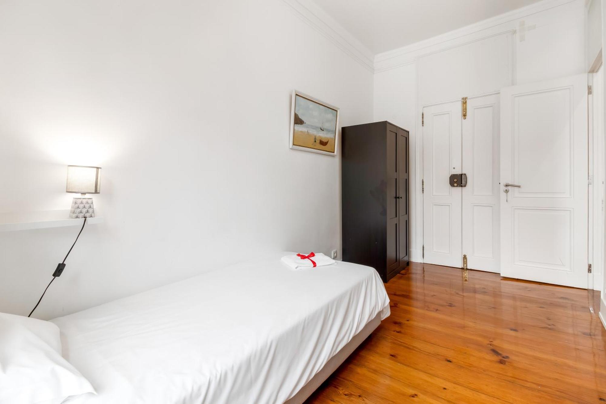 Arroios - Third Floor Hotel Lisbon Luaran gambar
